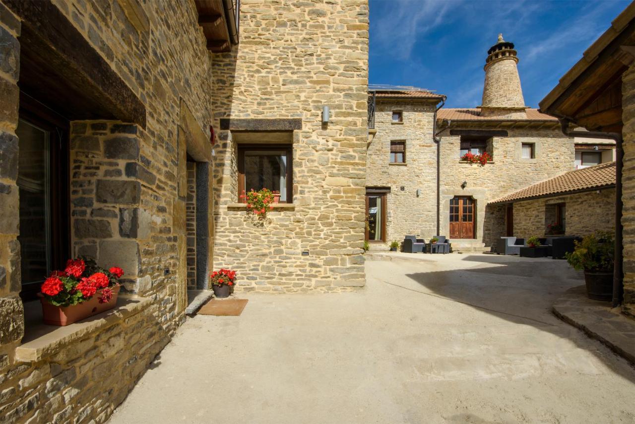 Os Ormos Casa Rural - Apartamentos - Habitaciones Эспуэндолас Экстерьер фото