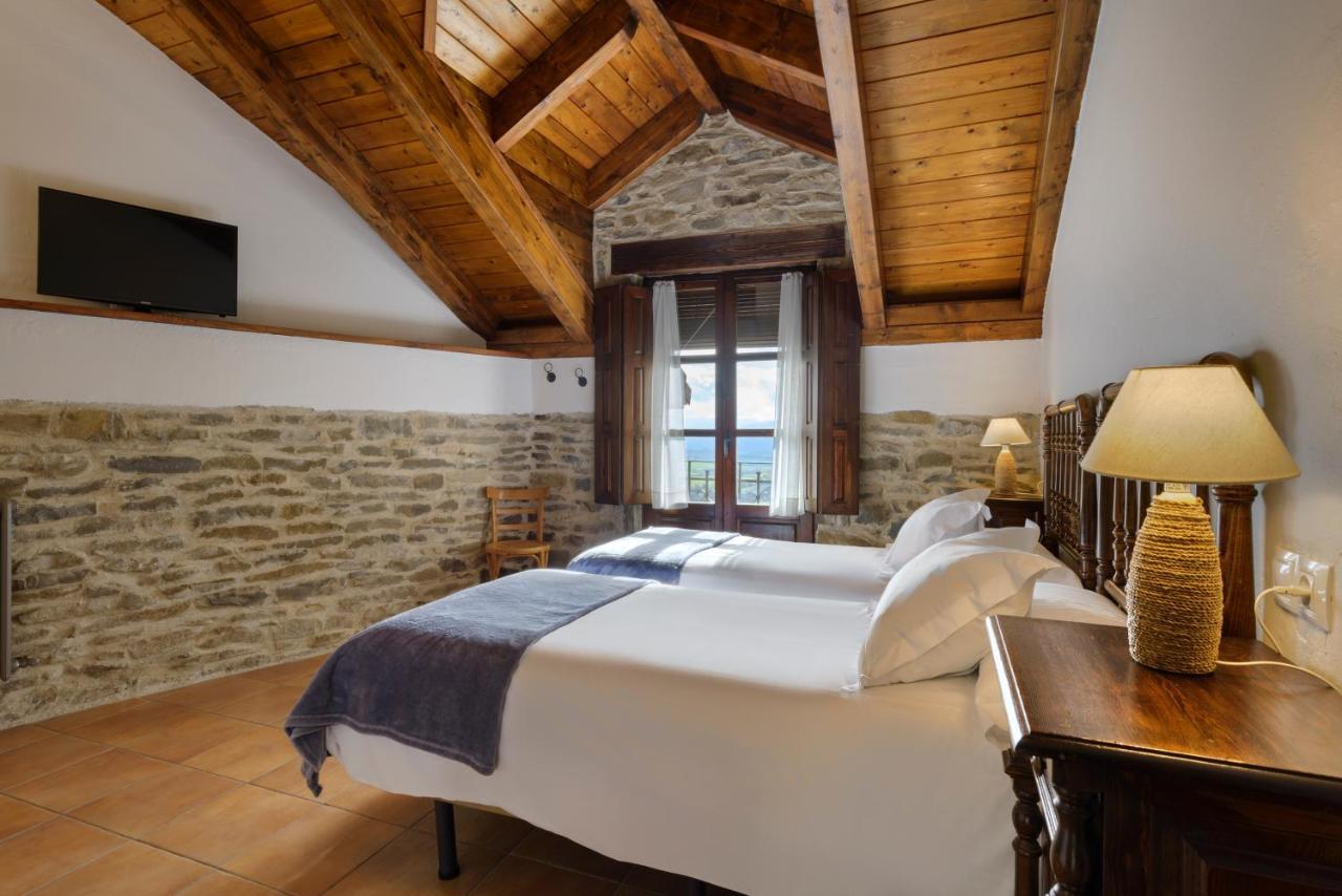 Os Ormos Casa Rural - Apartamentos - Habitaciones Эспуэндолас Экстерьер фото